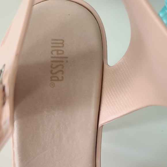 Cream Chunky Heel Minimalist Heels by Melissa - Picture 2 of 9